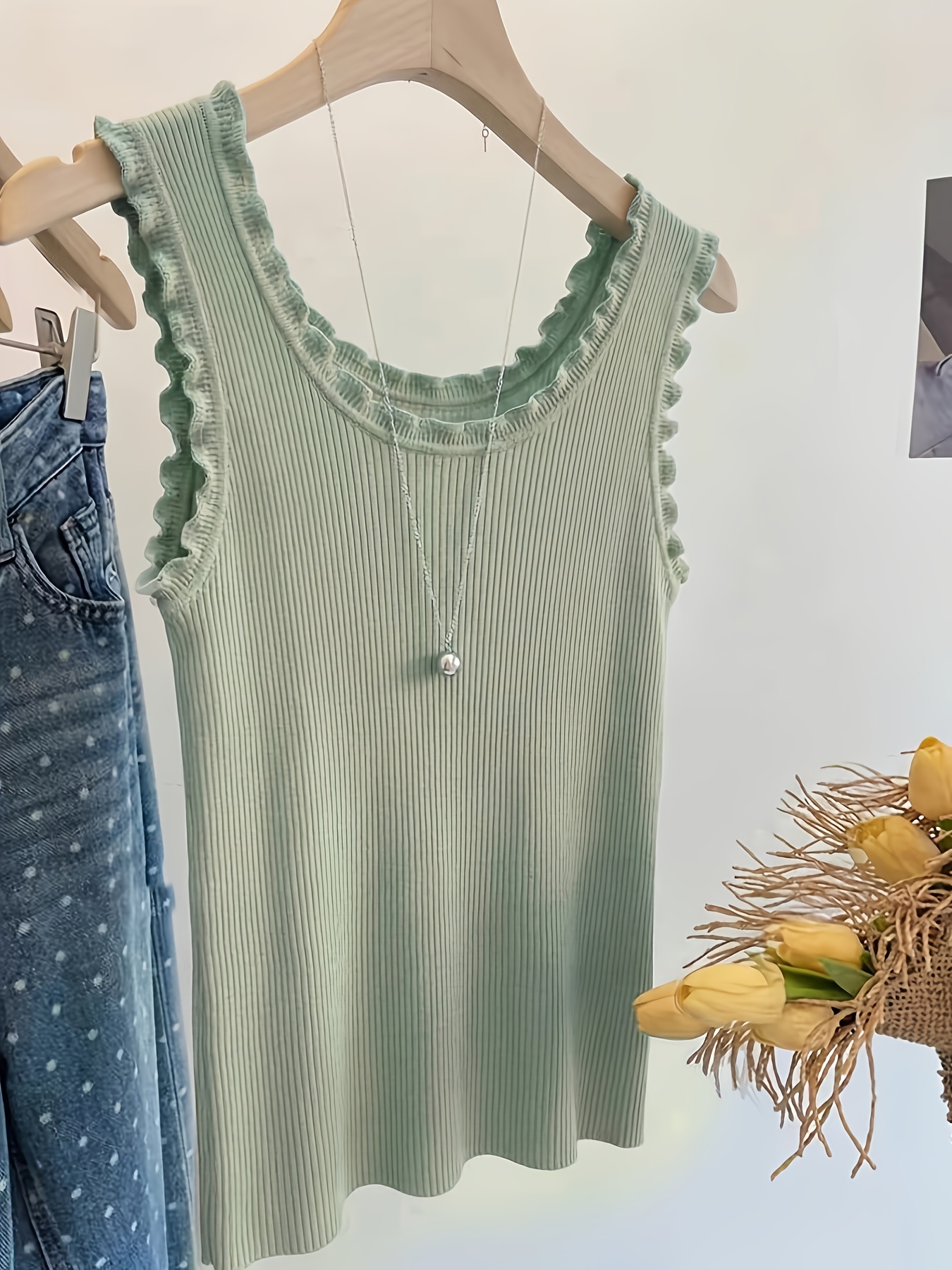 Women's Sleeveless Lace Trim R - Tank Top Ribbed recensie en prijs
