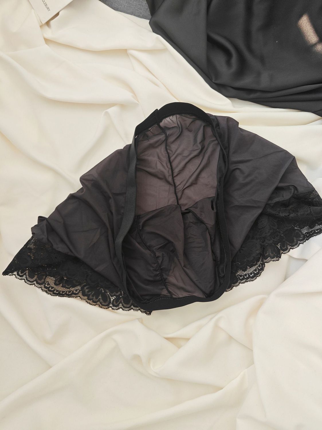 Sexy Man's Glossy Lace Hem Sho - Pouch Boxer Pouch recensie en prijs